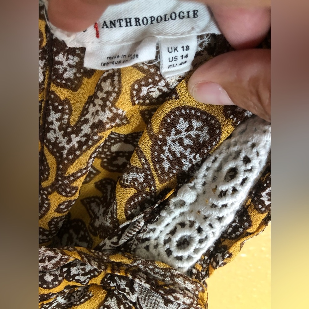 ANTHROPOLOGIE🌺 - Picture 7 of 10